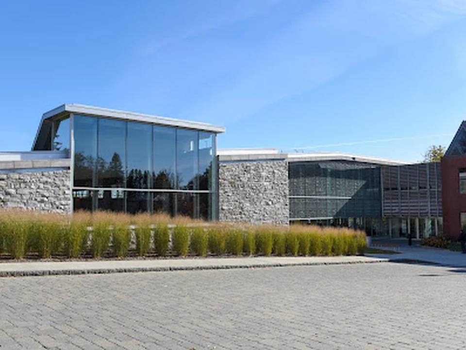 Foto de Bibliothèque Paul-Aimé-Paiement