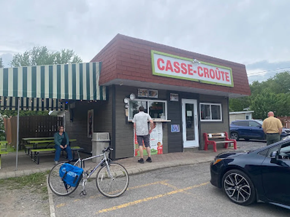 Casse-Croûte Chez Louis