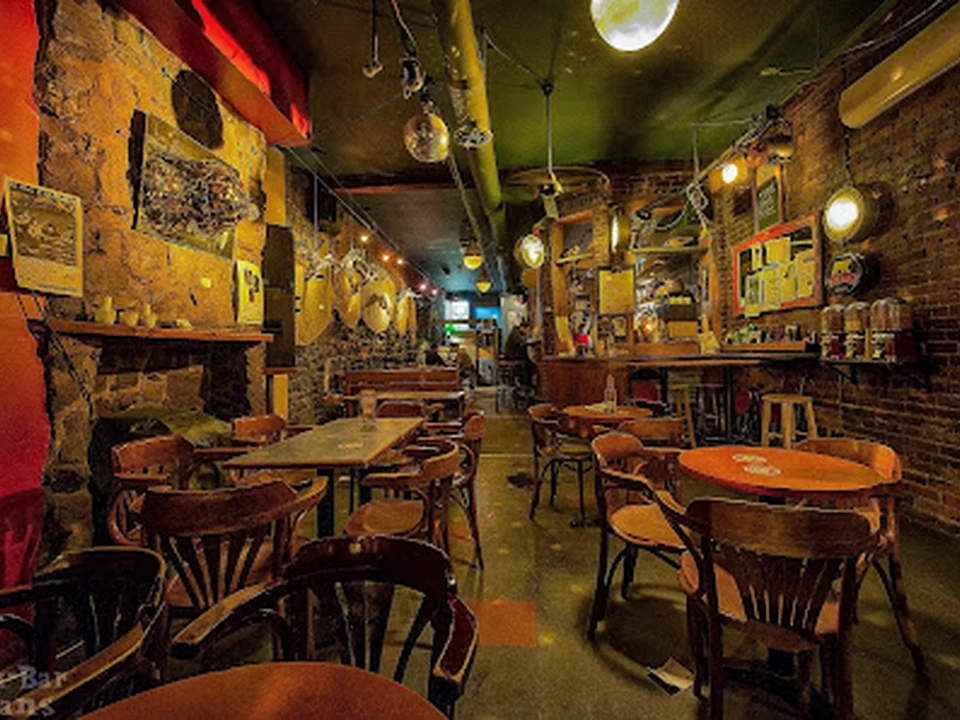 Fou-Bar