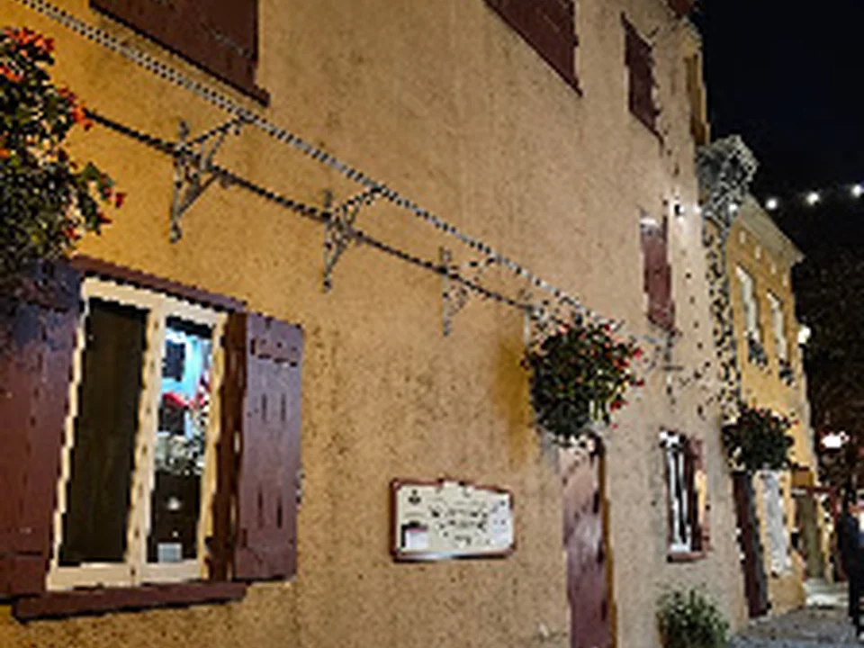 Porte rouge de Guardian
