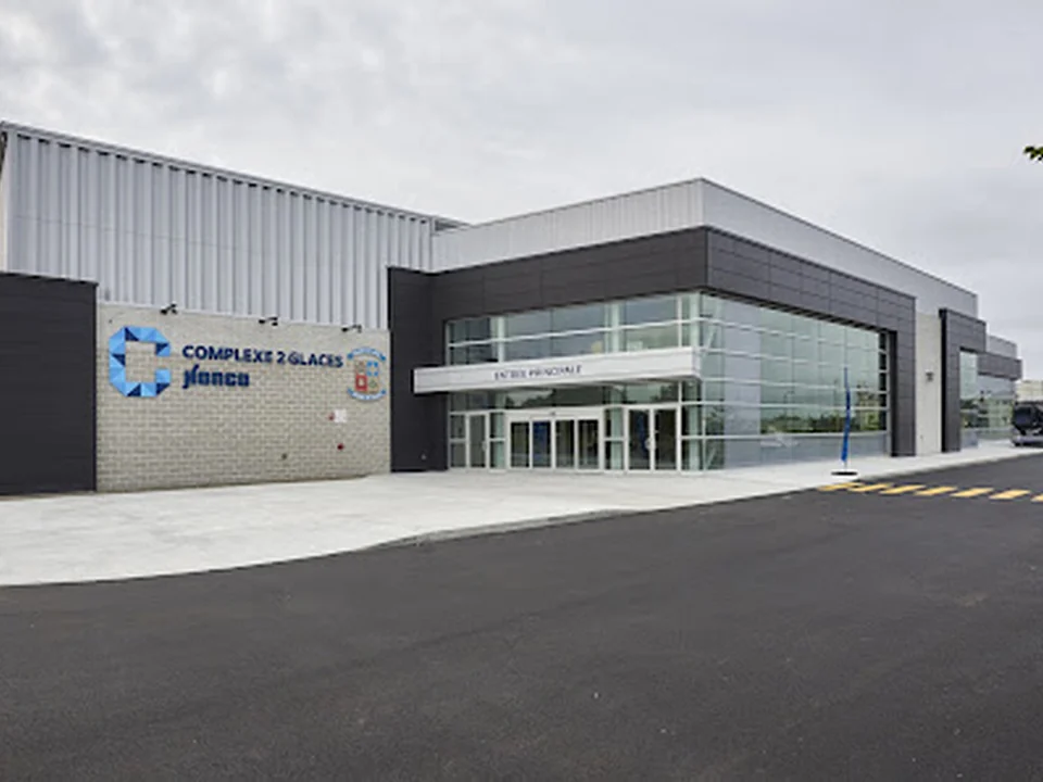 Complexe 2 Glaces Honco, Québec