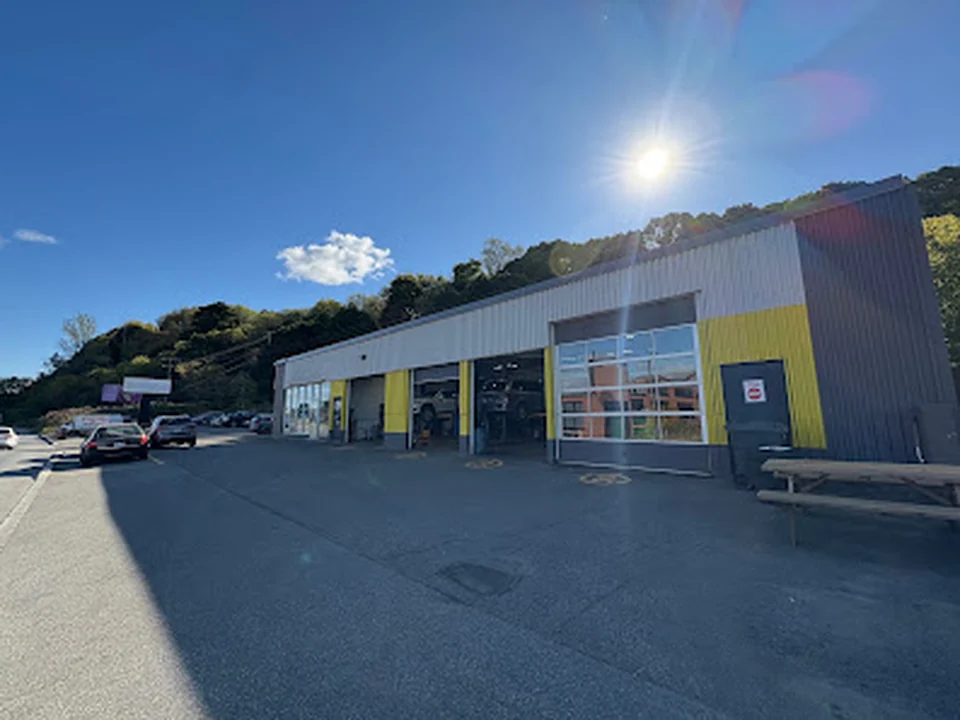 Garage Toretto (Pneus et Mécanique) inc., Québec