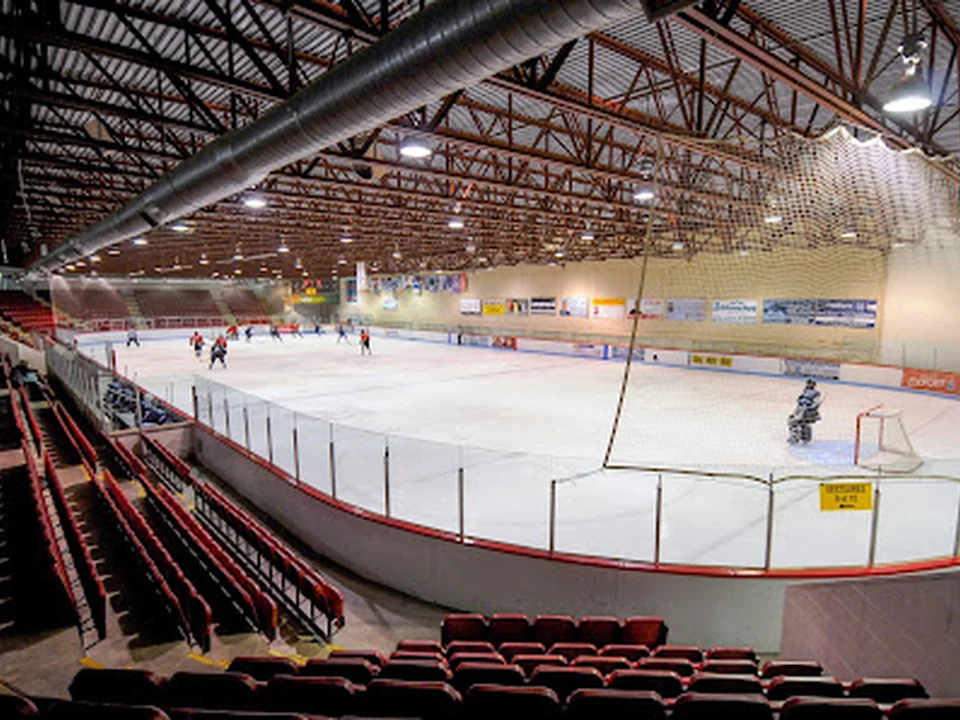 Aréna des Deux Glaces, Québec