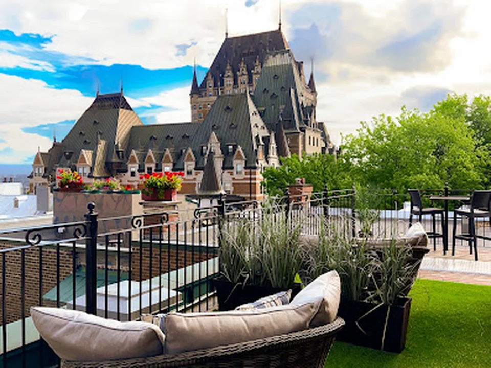 Hôtel Manoir Vieux-Québec