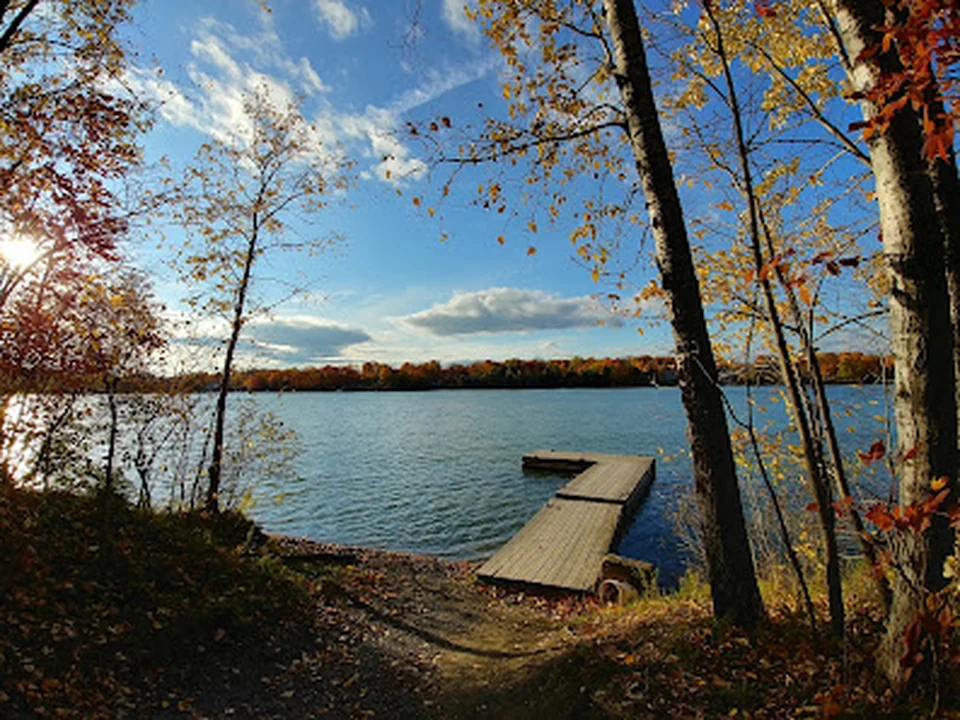 Parc riverain du Lac Saint-Augustin, Québec