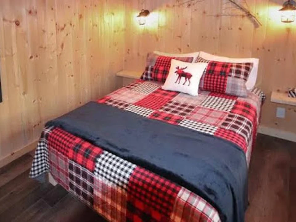 Chalet au Bord de l'Eau avec Spa | Le Colvert, Québec