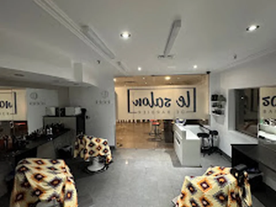 Le salon de barbier, Québec
