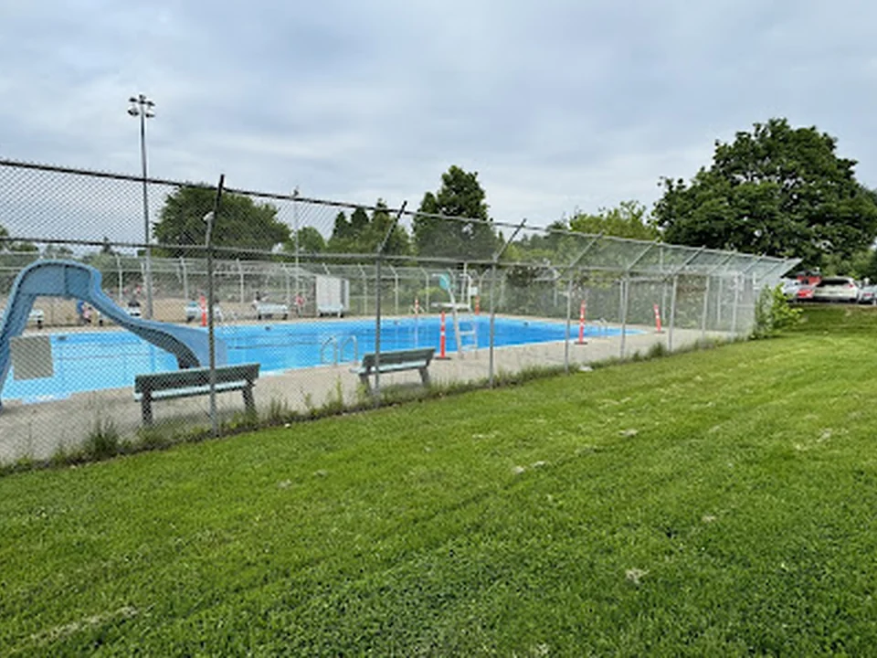 Piscine, Québec