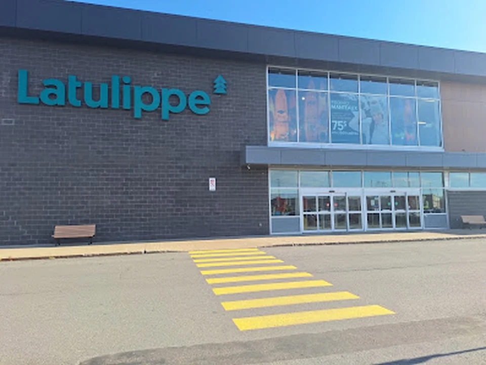 Magasin Latulippe, Québec