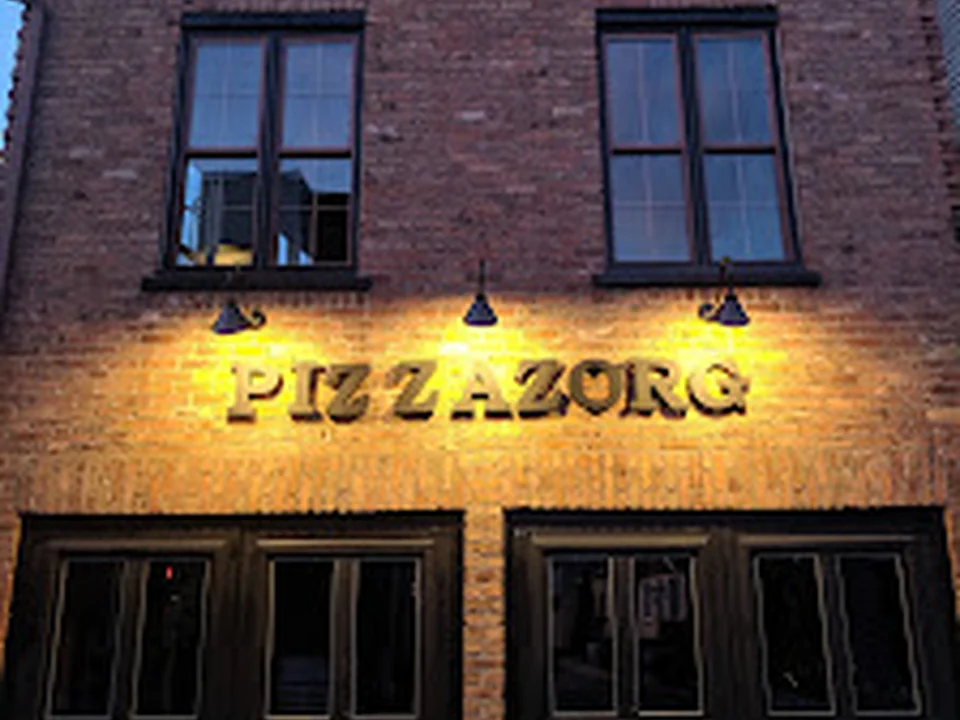 Pizzazorg, Québec