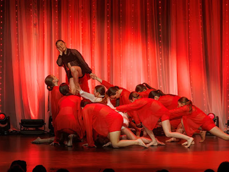 Ecole De Danse Performdance, Québec
