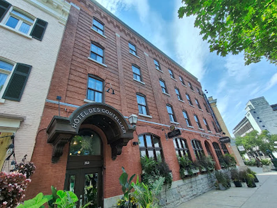 Hôtel Belley, Québec