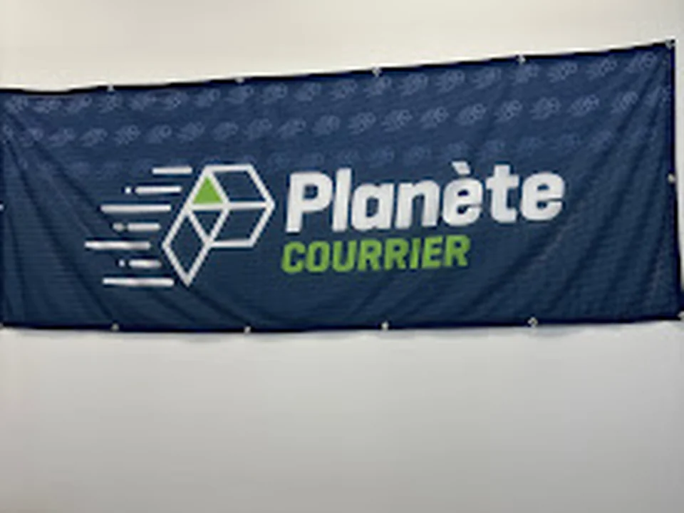 Planète Courrier, Québec