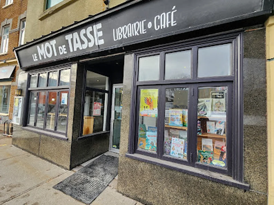 Le Mot de Tasse...librairie..cafe, Québec
