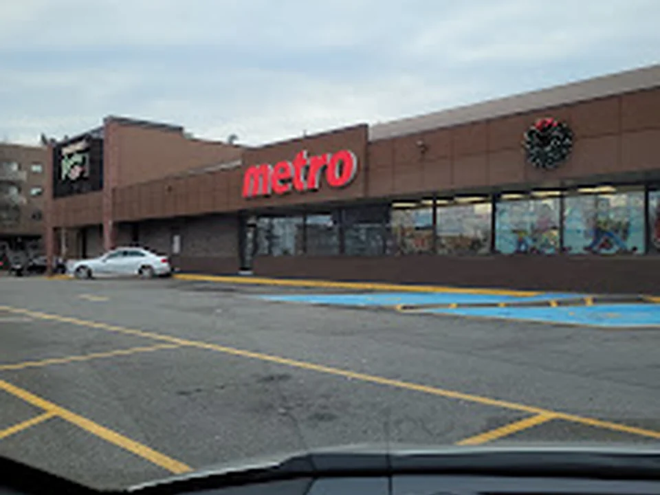 Métro Ferland Centre-Ville, Québec