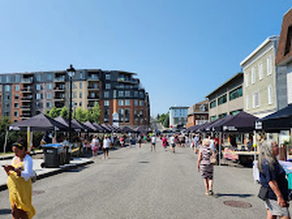 Marché fermier Ostara du Vieux Lévis, Québec