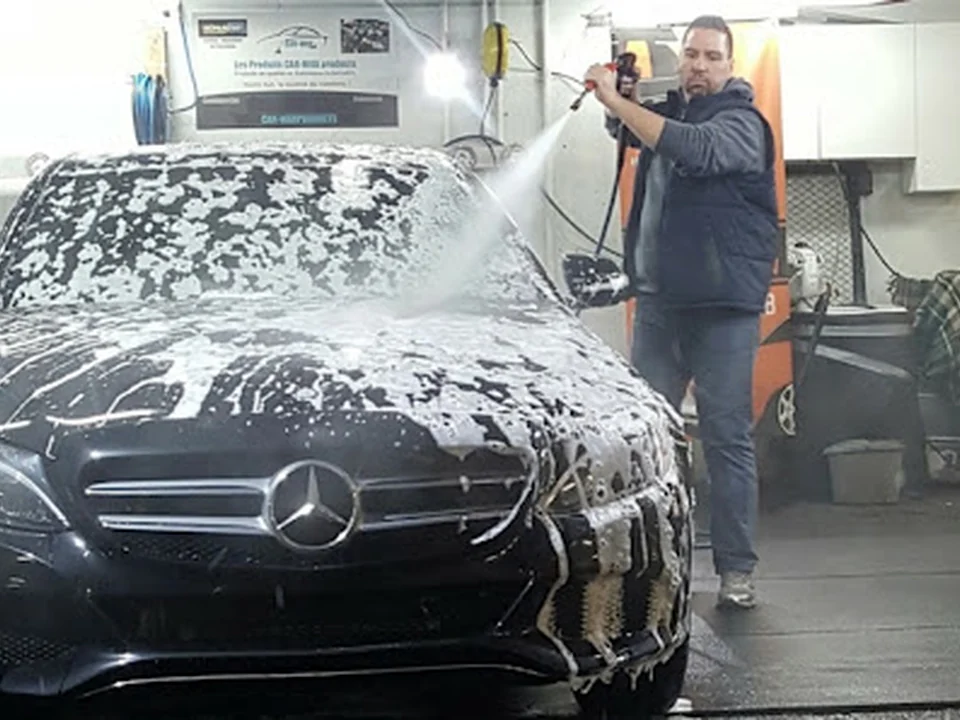 Lave Auto Spick'n Span , sur rendez-vous seulement (sous-terrain de beneva assurance), Québec