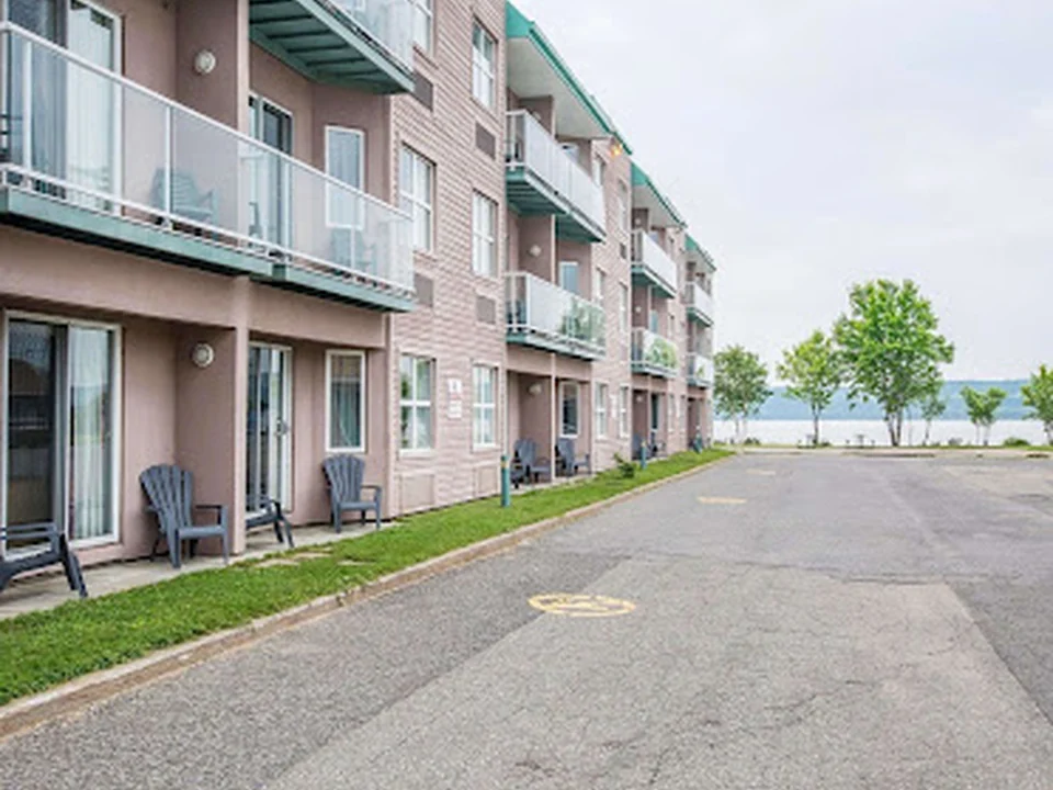 Quality Suites, Québec