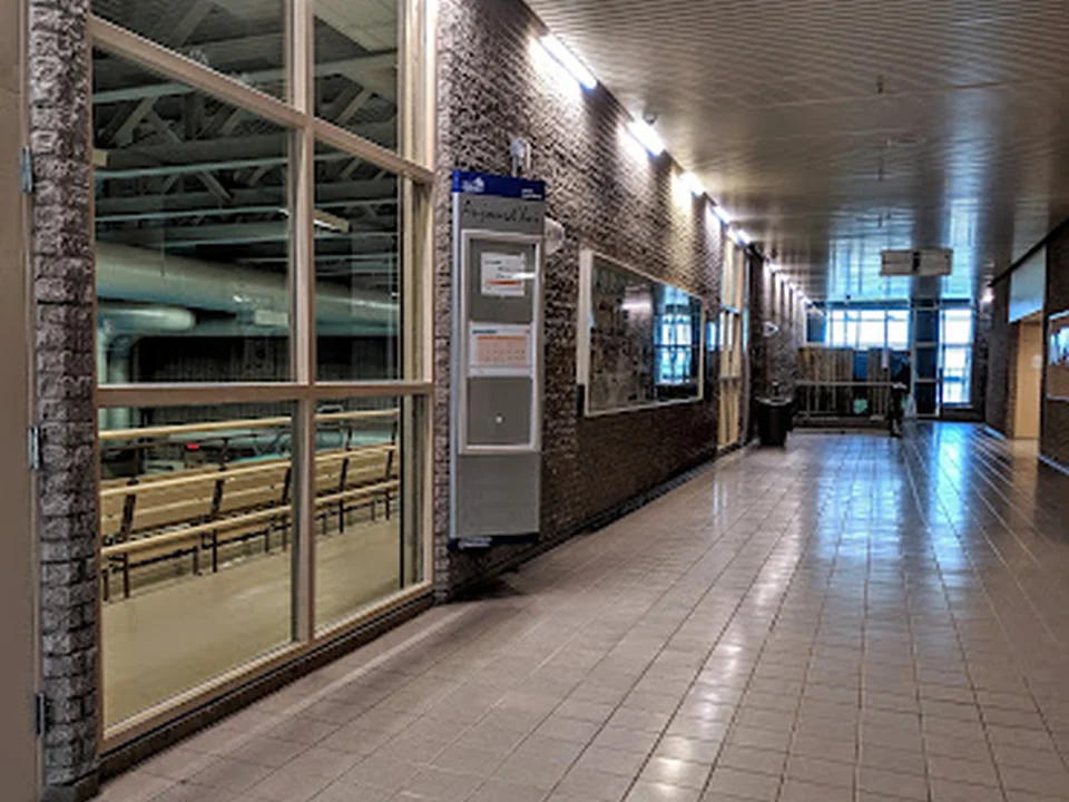 Piscine Lucien Borne, Québec