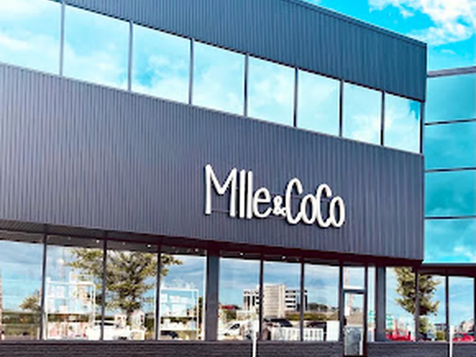Mlle et Coco, Québec