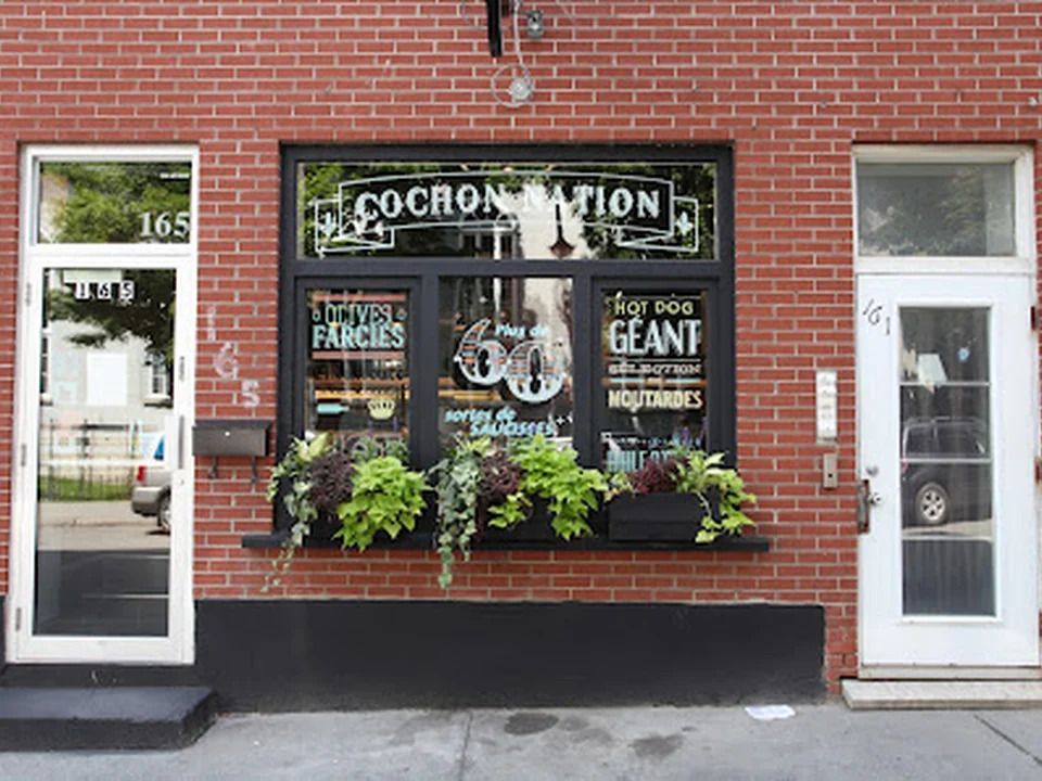 William J. Walter St-Roch, Québec