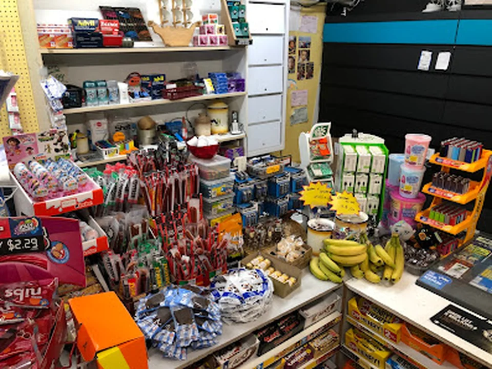 Dépanneur Carl Eric, Québec