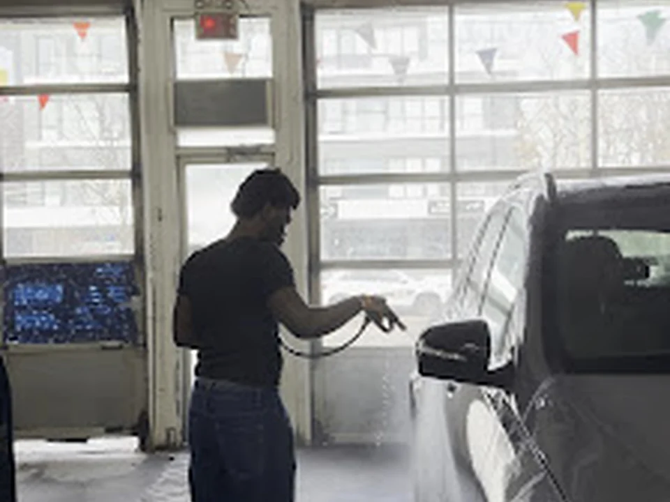 Auto Lavaggio, Québec