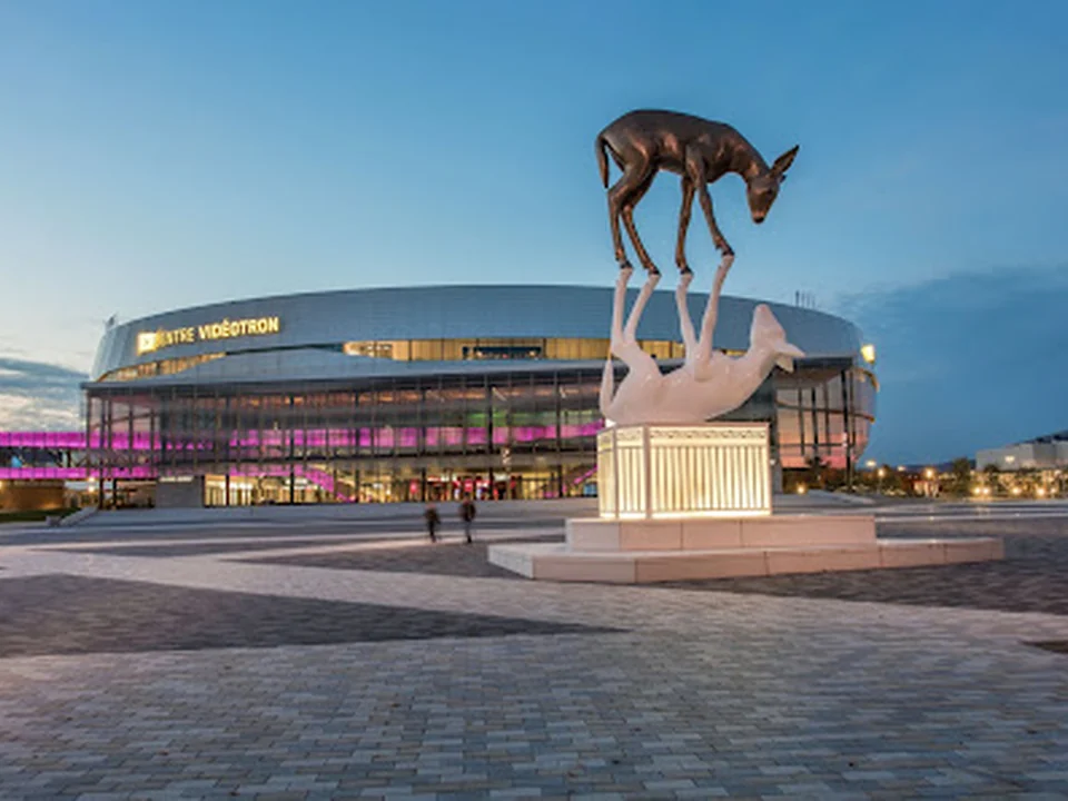 Place Jean-Béliveau, Québec