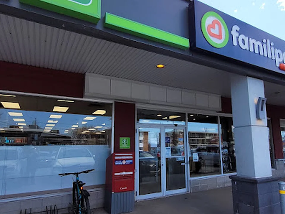 Familiprix, Québec