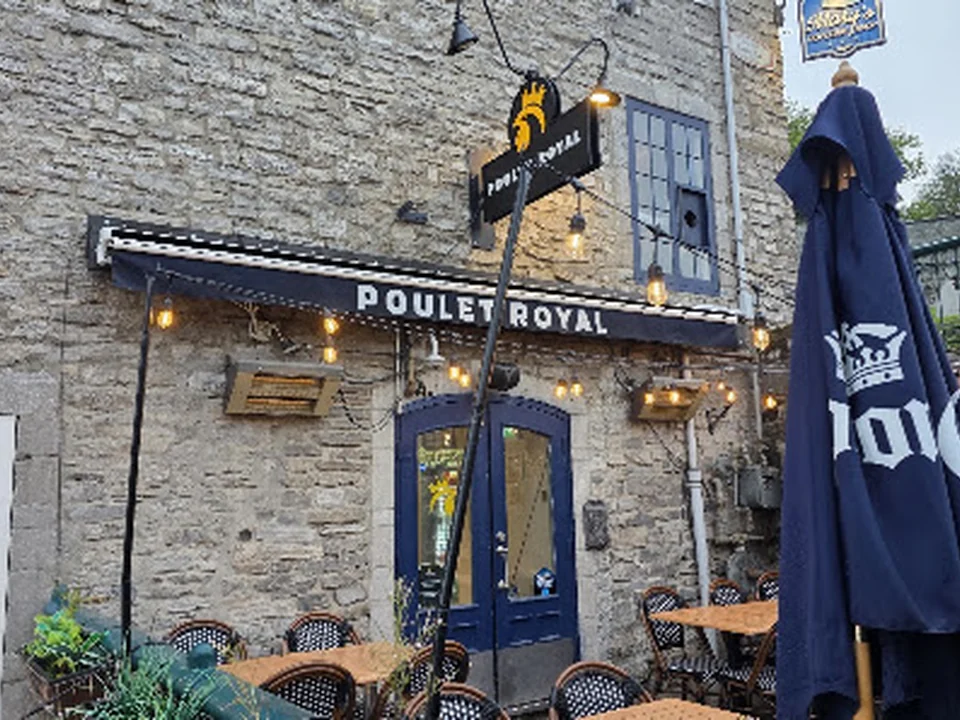Poulet Royal Champlain, Québec