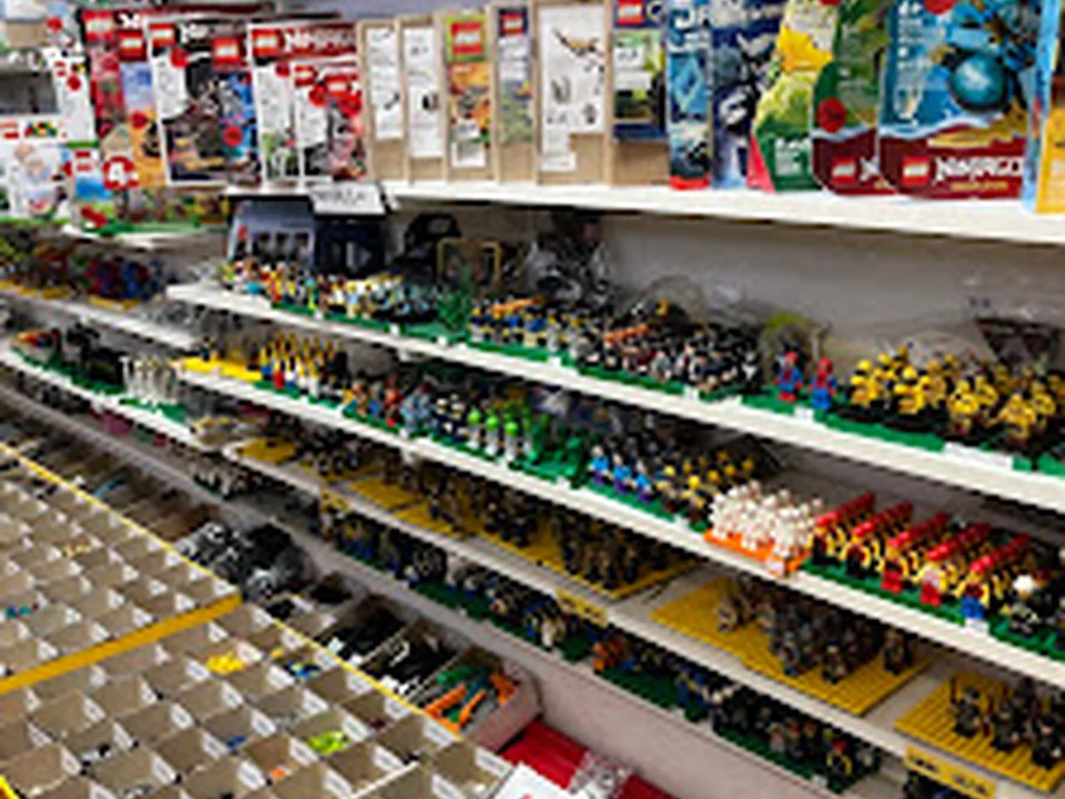 Briques TOYS Jouets, Québec