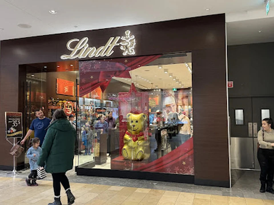 Lindt Chocolate Shop - Galeries de la Capitale, Québec