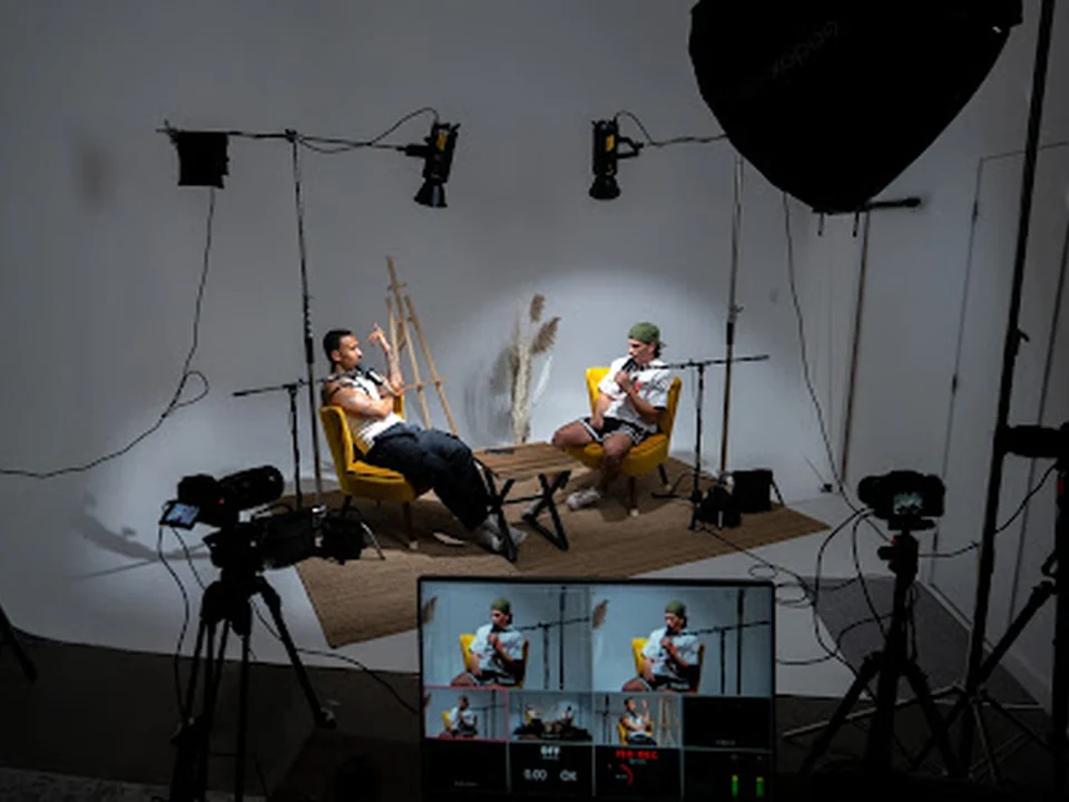 Votre Studio Créatif | Studio Podcast | Studio Photo & Vidéo, Québec
