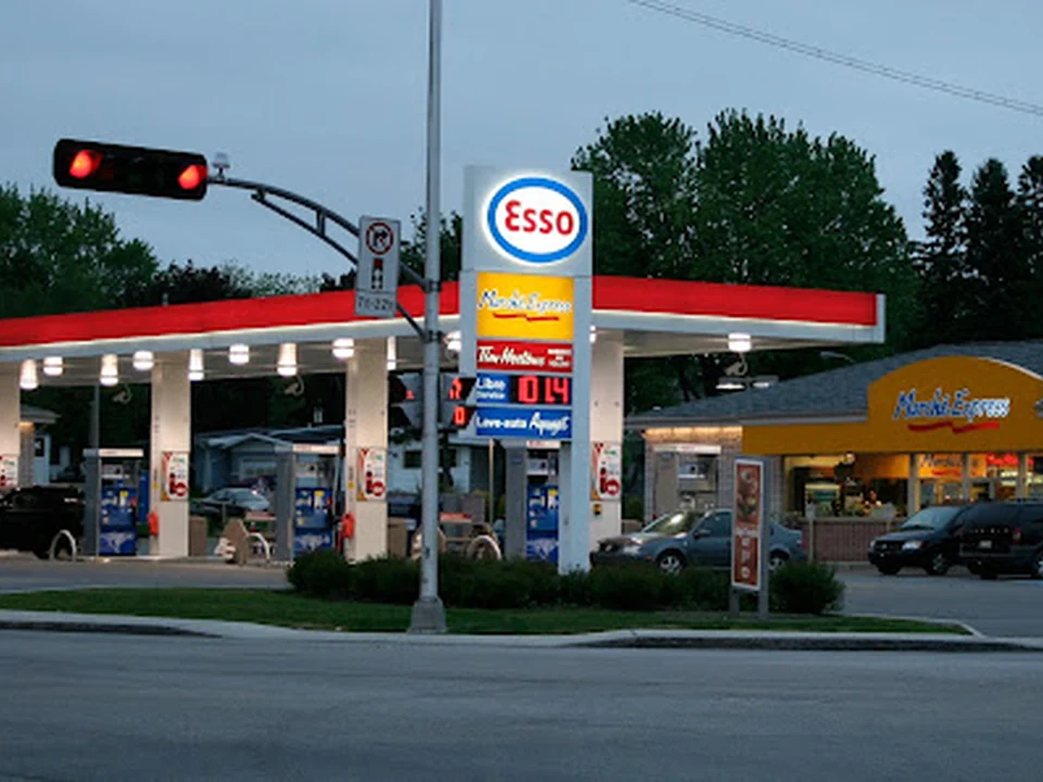 Esso, Québec