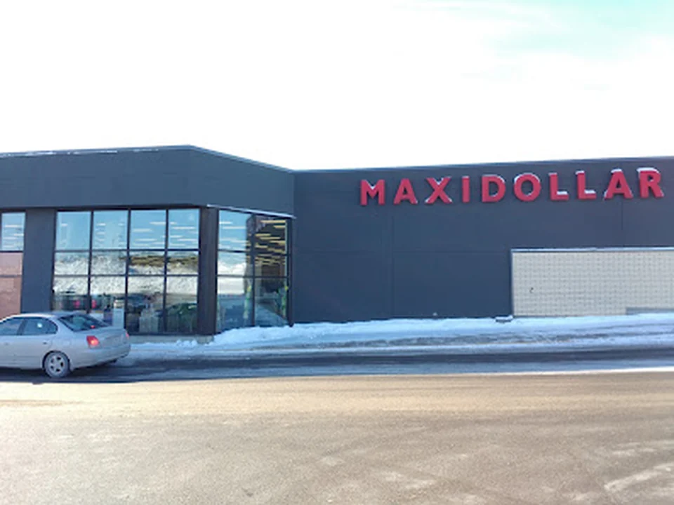 Maxidollar, Québec