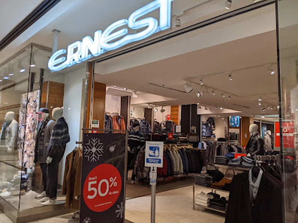 Ernest | Place Laurier, Québec