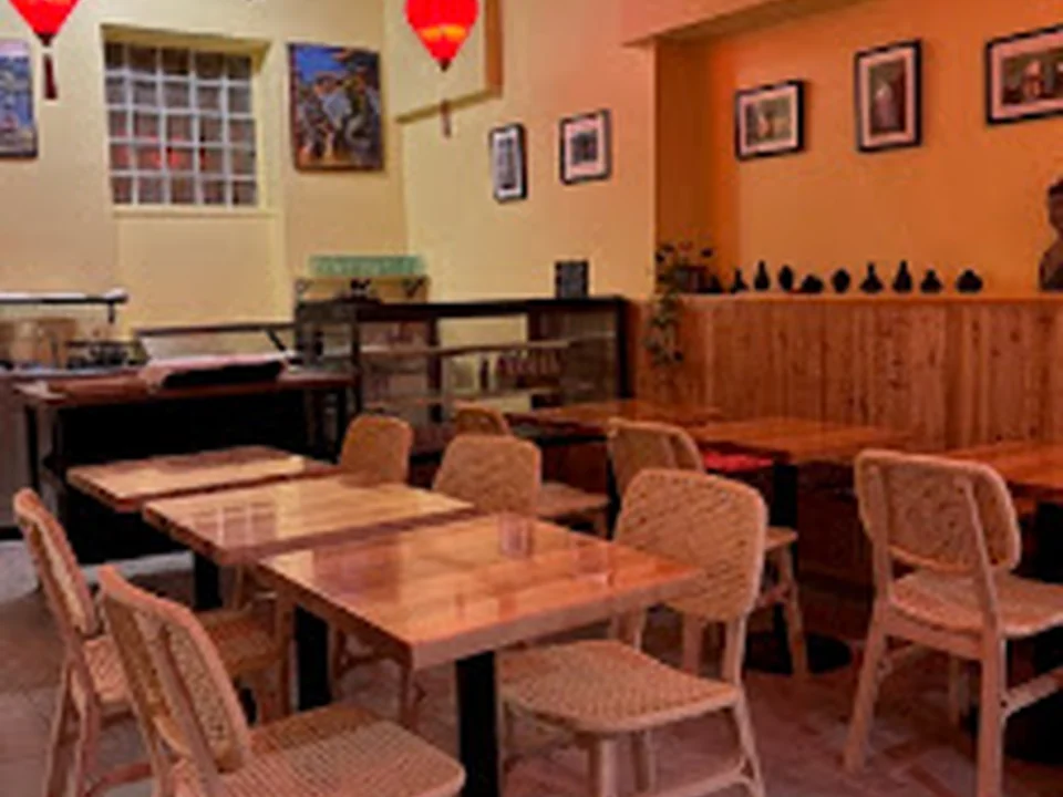 Chez Yên Vietnamese restaurant, Québec