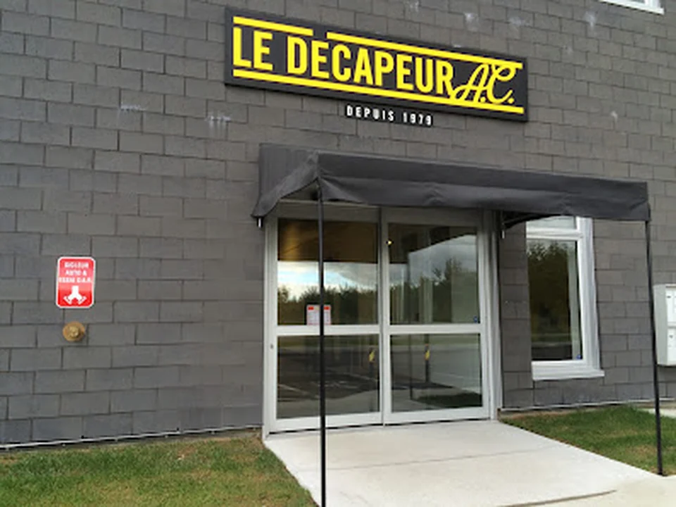 Le Décapeur A.C., Québec