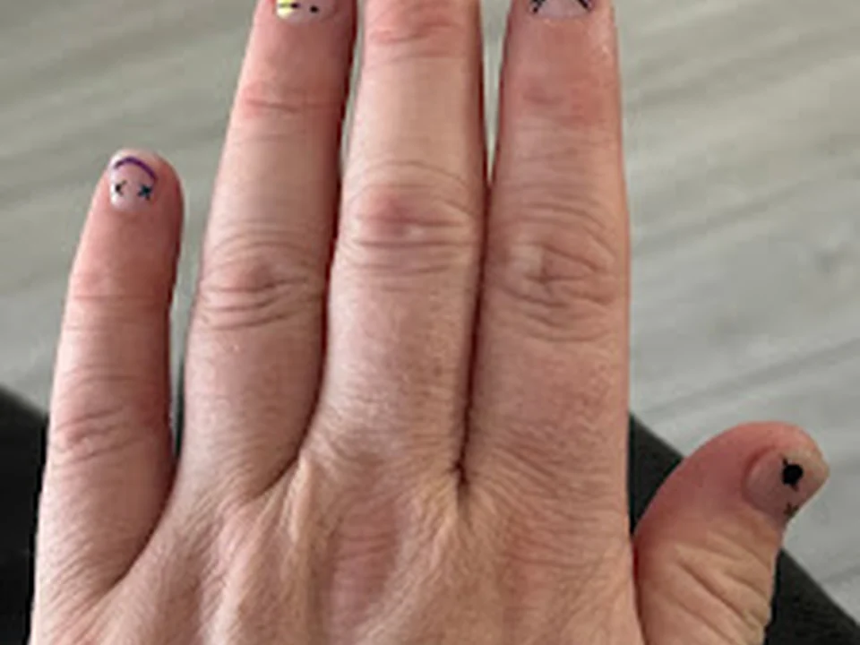 Ongles de Coeur, Québec
