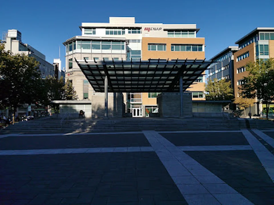 Place de l'Université-du-Québec