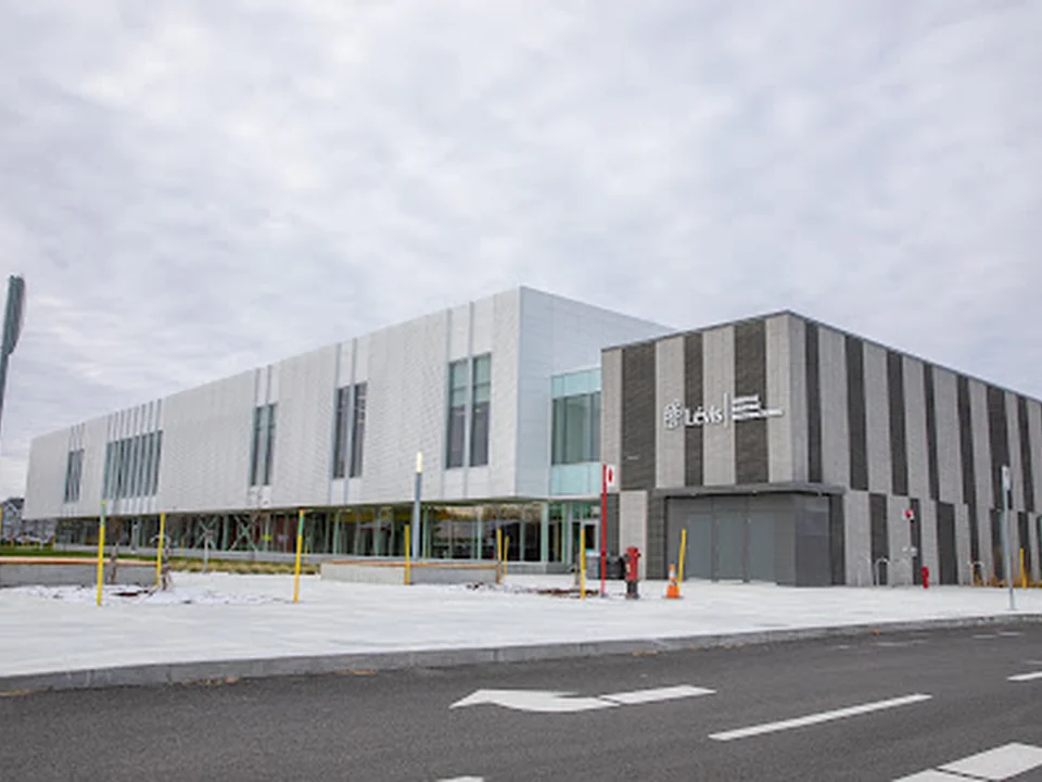 Complexe aquatique multifonctionnel Lévis, Québec