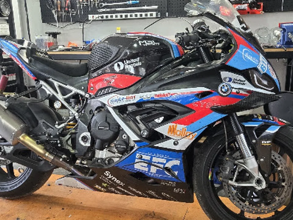 Vano-Tech Moto Maintenance, Québec