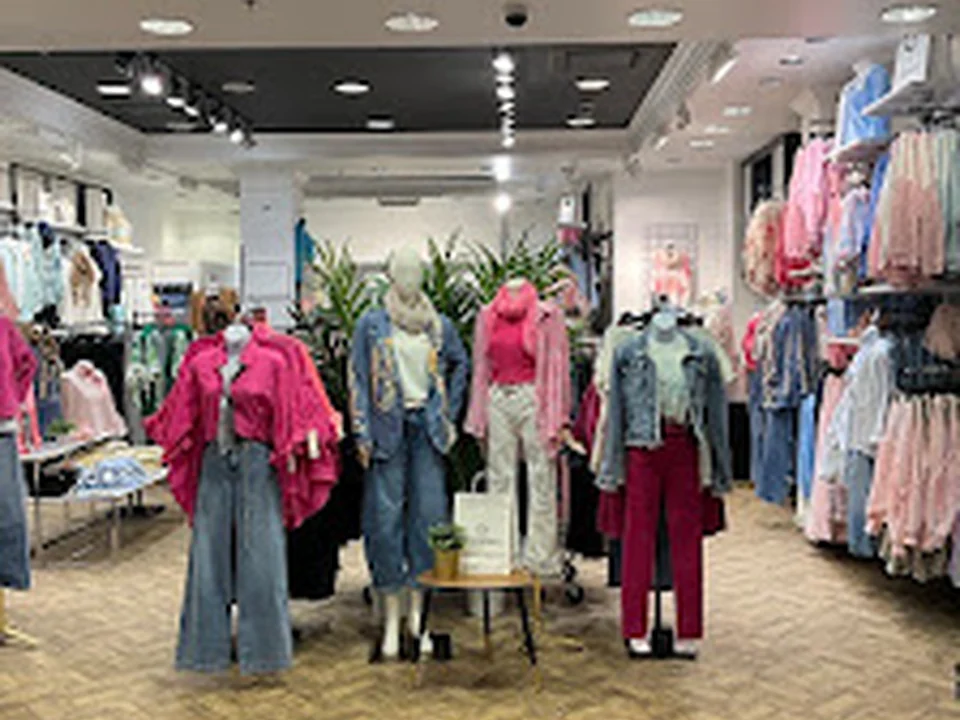 Boutique Dominique, Québec