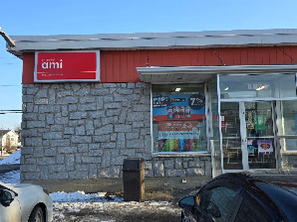 EPICERIE PLATANES, Québec