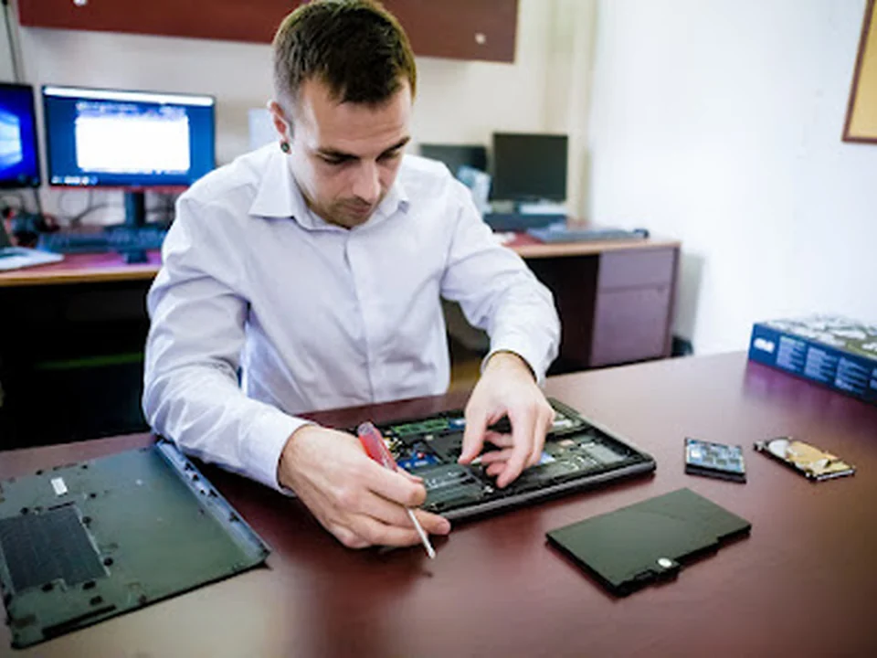 Waly Informatique - Réparation d'ordinateur Québec