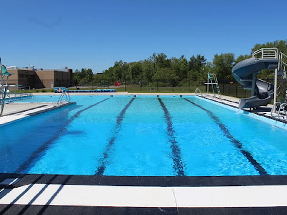 Piscine Municipale - Lebourgneuf, Québec