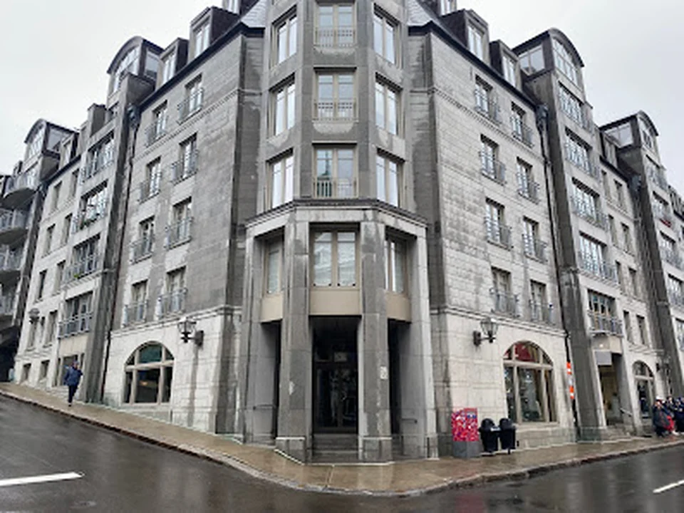 Les Maisons De Beaucours Parking, Québec
