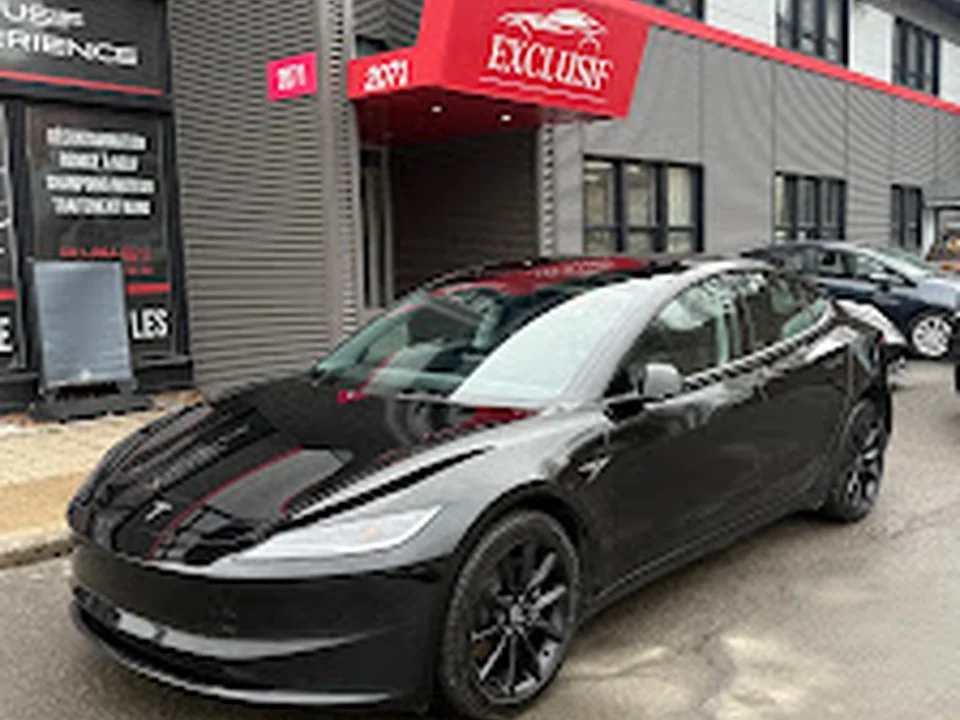 Lave Auto Exclusif a la main et Centre Esthétique, Québec