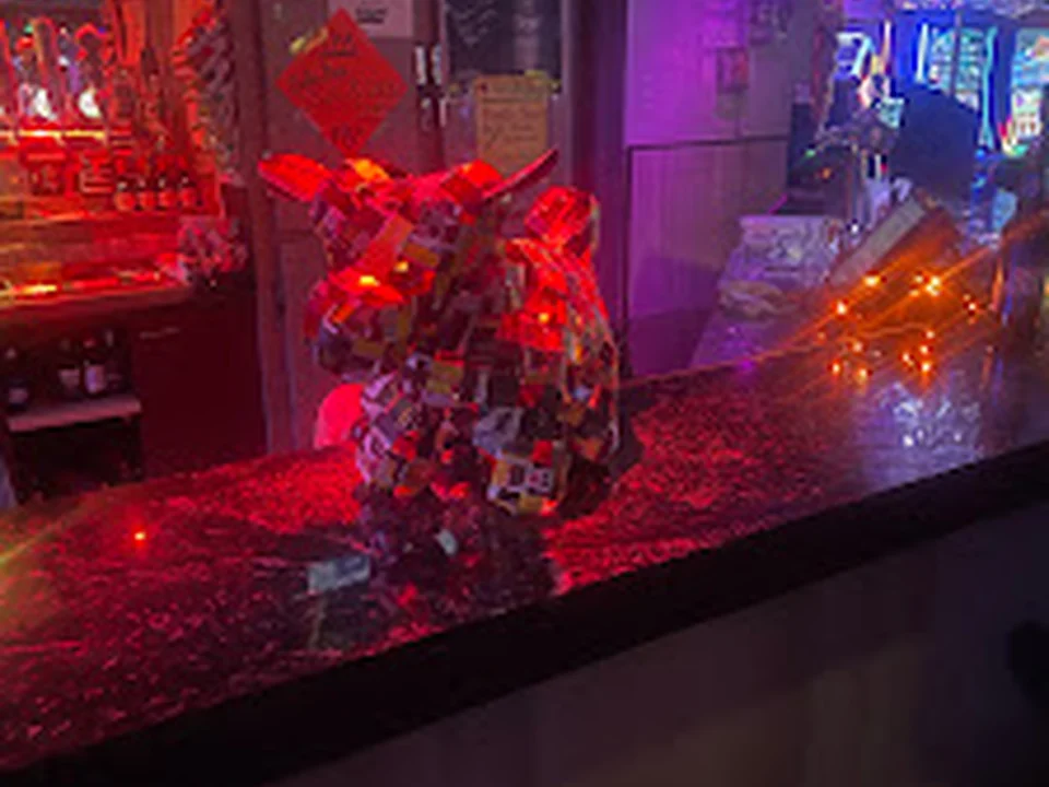 Bar Dauphin, Québec