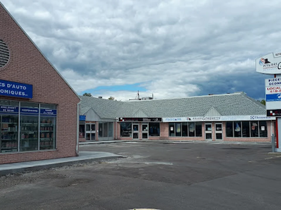 Pièces d'Auto Économiques Inc., Québec